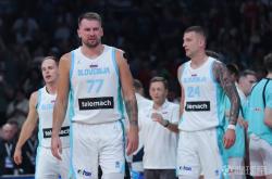 爱游戏娱乐网站 -CBA季后赛关键时刻走向成谜，国际米兰更衣室发声，更衣室稳定，高层口径保持一致 